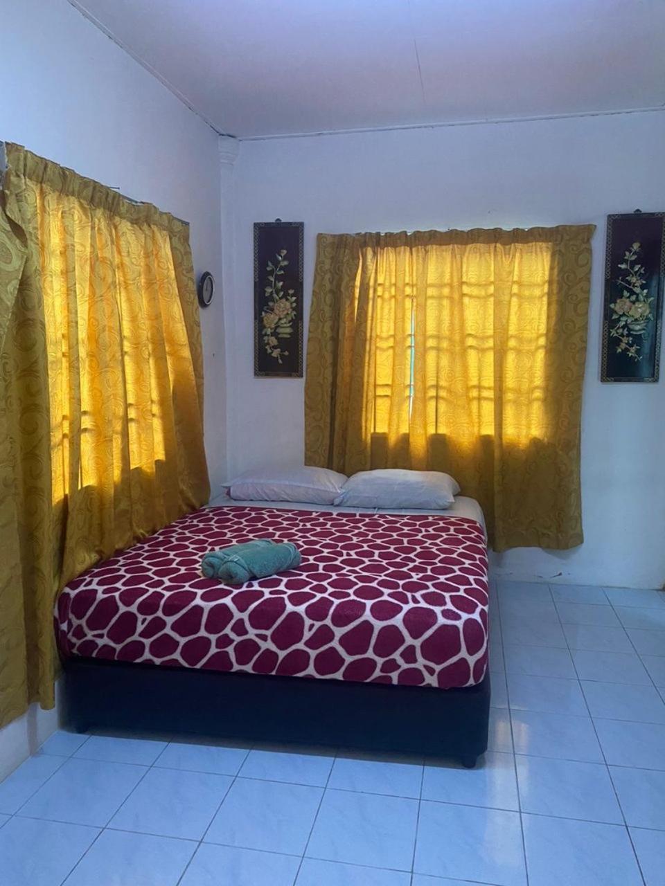 Padang Besar Roomstay Firdaus Bagian luar foto